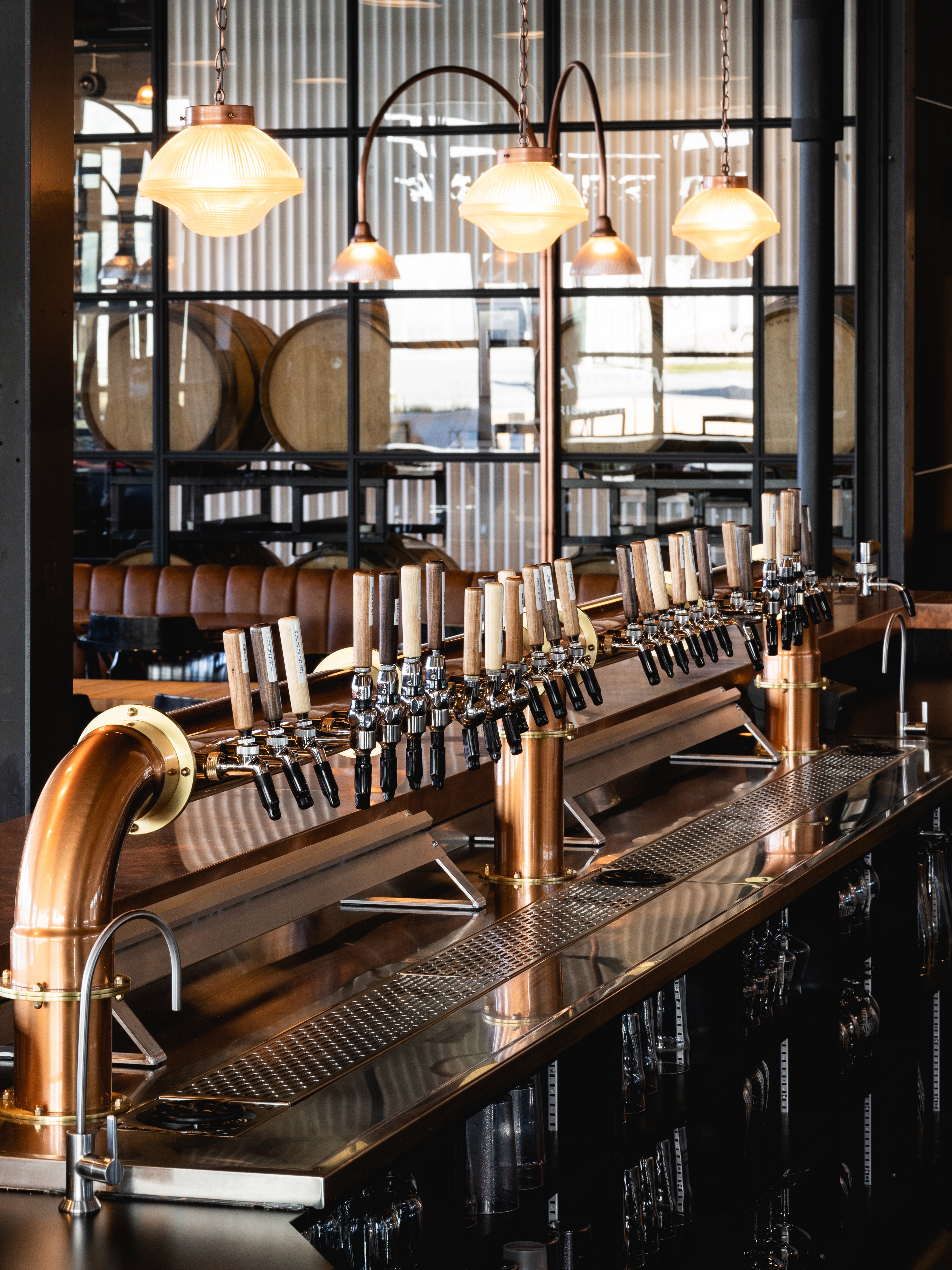 FM Copper Beer Tower 4 | Dieu du Ciel St-Jérome | Photo by Raphaël Thibodeau 
